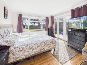 Master Bedroom- click for photo gallery